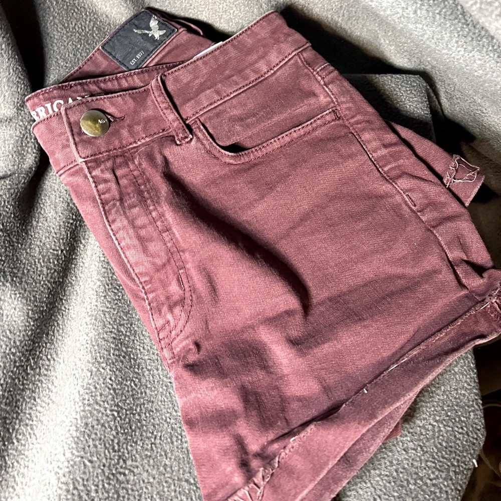 Cute maroon shorts - American Eagle